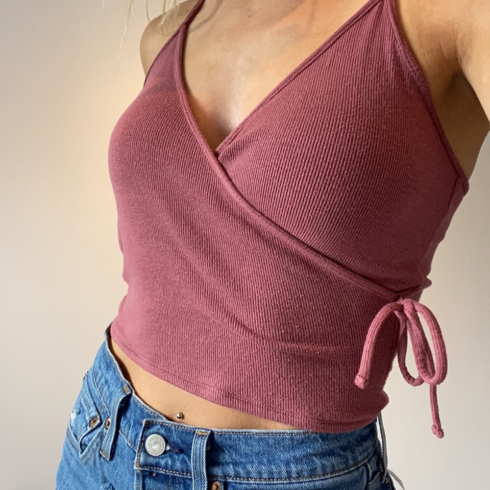 Tie crop top
